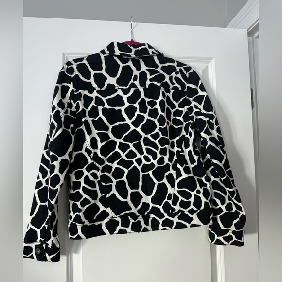 Chicos Animal Print Denim Jacket Size Small - Picture 6 of 7